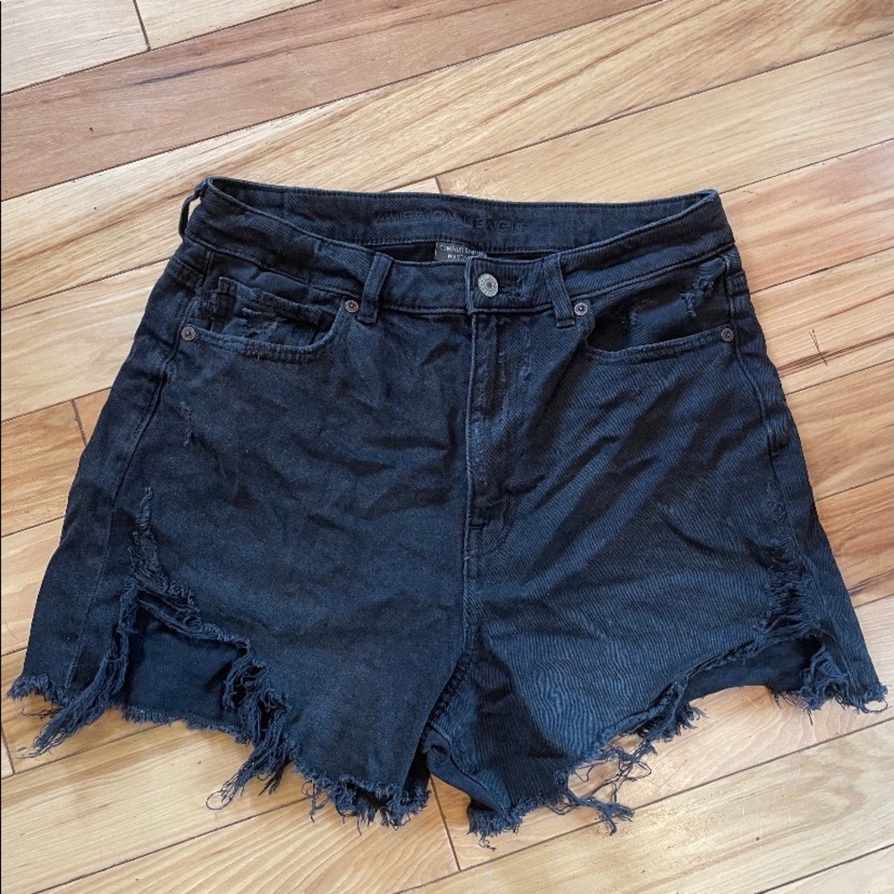 American Eagle high wasted shorts!